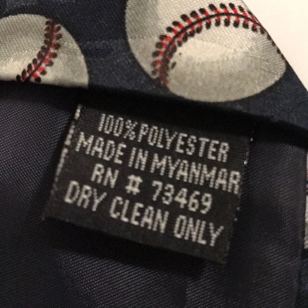 Fun baseball tie - Picture 4 of 5